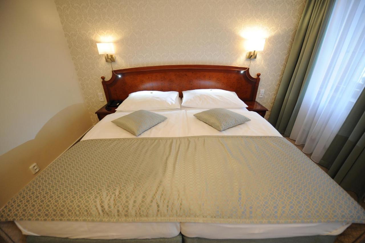 טפליצה Hotel Prince De Ligne מראה חיצוני תמונה